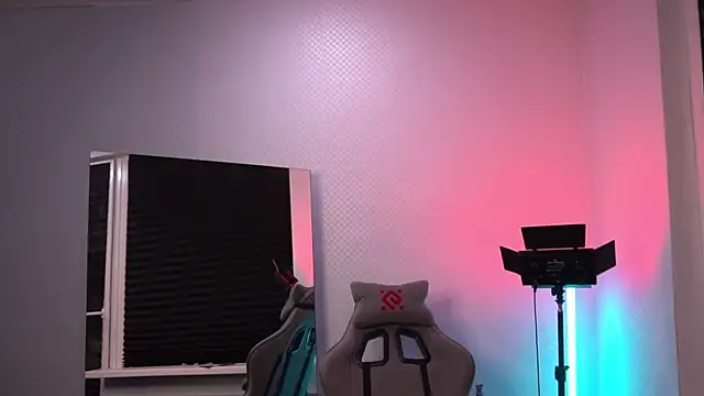 Bruno Banani online show from October 24, 3:44 pm