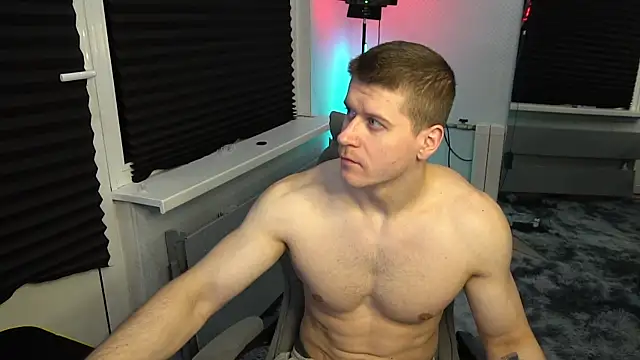 Bruno Banani online show from October 21, 3:55 pm