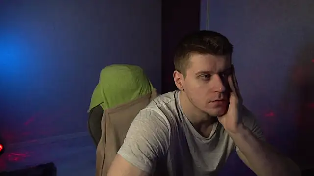 Bruno Banani online show from December 15, 8:03 pm