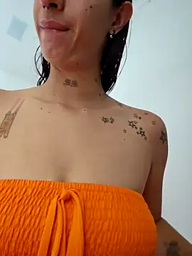 Abbyjonhson   online show from October 19, 7:05 pm