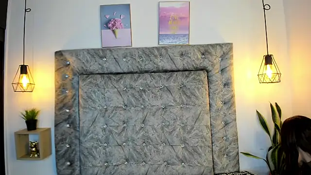 Snapshot of sweet_abby1 chatting on September 27, 12:22 pm sweet abby1 online show from September 27, 12:22 pm