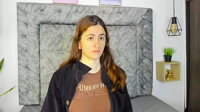 Snapshot of sweet_abby1 chatting on February 25, 12:27 pm sweet abby1 online show from February 25, 12:27 pm