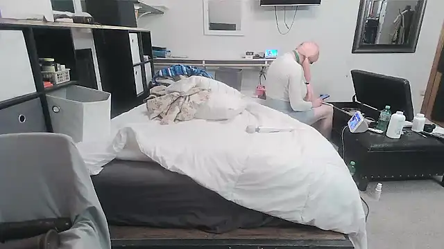 sissytrapdolly24 online show from February 14, 6:41 pm