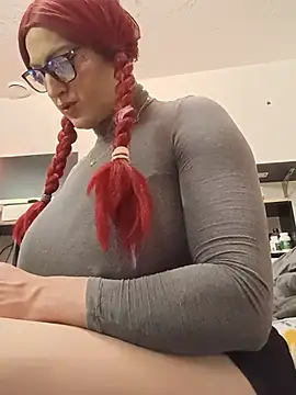 sissytrapdolly24 online show from May 18, 8:41 am