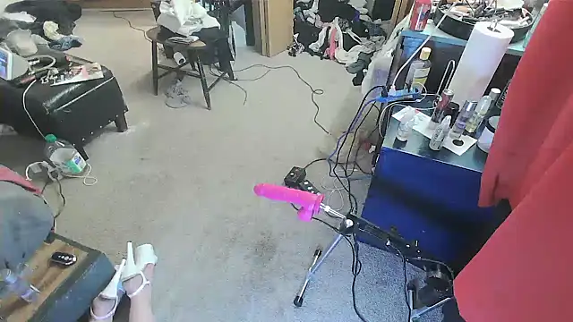 sissytrapdolly24 online show from May 29, 11:22 pm