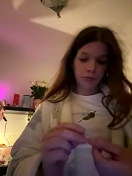 Snapshot of sophiamlf chatting on December 13, 8:26 pm sophiamlf online show from December 13, 8:26 pm