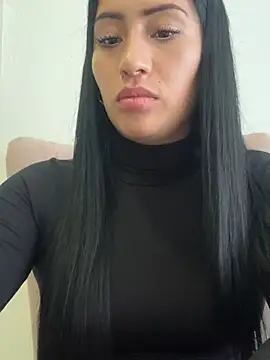 Sara luna  online show from February 8, 5:10 pm