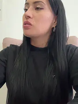 Sara luna  online show from February 18, 9:55 pm