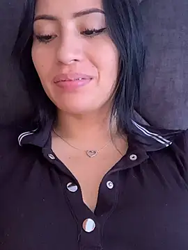 Snapshot of Sara_luna_ chatting on December 29, 2:31 pm Sara luna online show from December 29, 2:31 pm