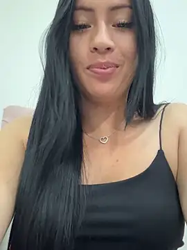 Sara luna  online show from November 14, 12:25 am