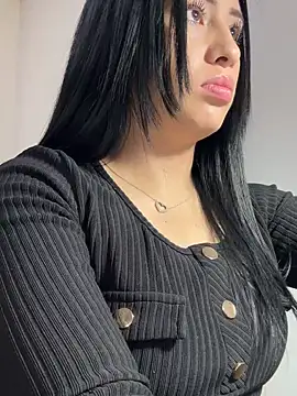 Snapshot of Sara_luna_ chatting on February 27, 3:15 pm Sara luna online show from February 27, 3:15 pm