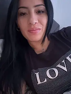 Snapshot of Sara_luna_ chatting on December 11, 5:48 pm Sara luna online show from December 11, 5:48 pm