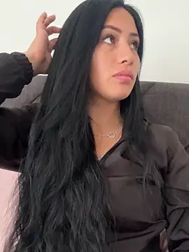 Sara luna  online show from March 5, 4:25 pm