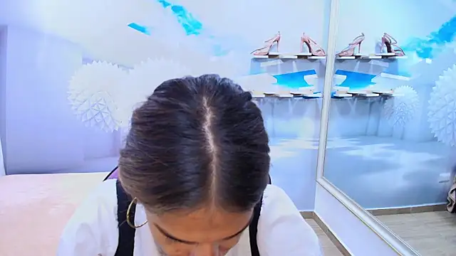 DEMI LEED online show from March 19, 11:43 am