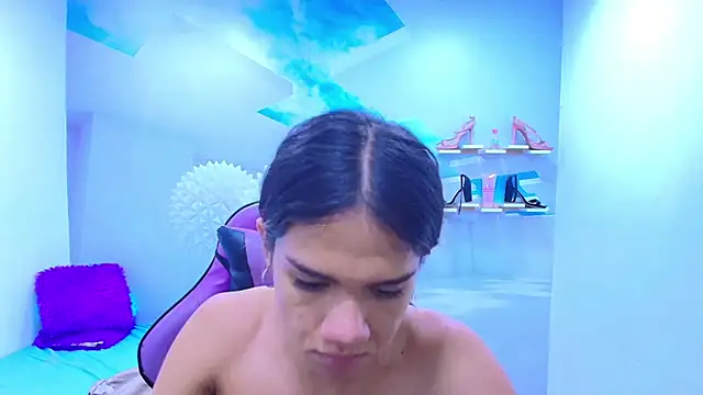 DEMI LEED online show from December 16, 8:13 pm