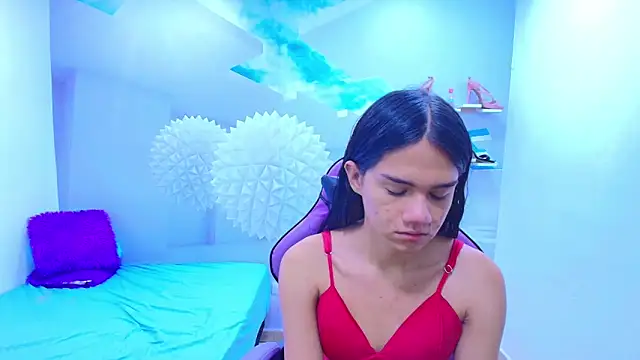 DEMI LEED online show from December 17, 1:49 pm