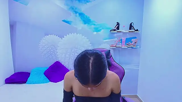 DEMI LEED online show from November 29, 11:43 am