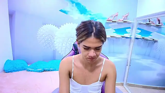 DEMI LEED online show from February 19, 12:02 pm