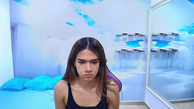 DEMI LEED online show from March 12, 12:20 pm