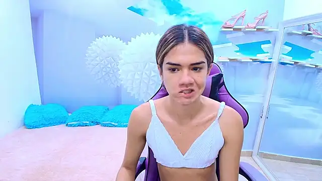 DEMI LEED online show from February 20, 11:56 am