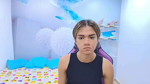 DEMI LEED online show from February 13, 12:38 pm