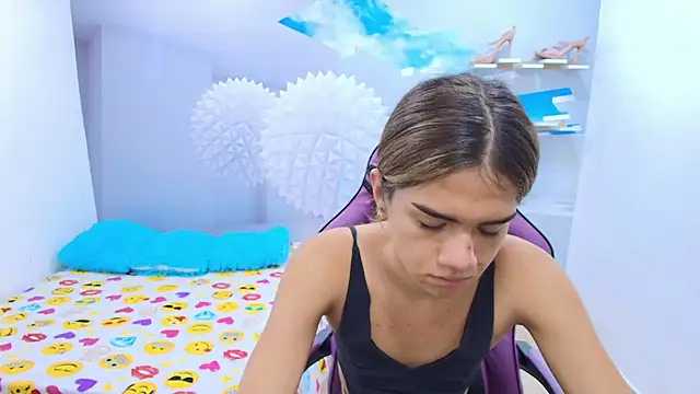 DEMI LEED online show from February 16, 12:15 pm