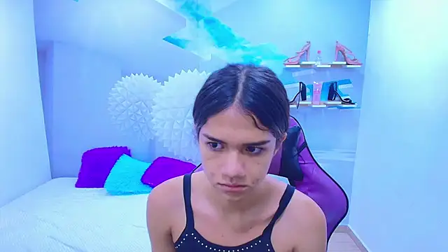 DEMI LEED online show from December 1, 1:45 pm