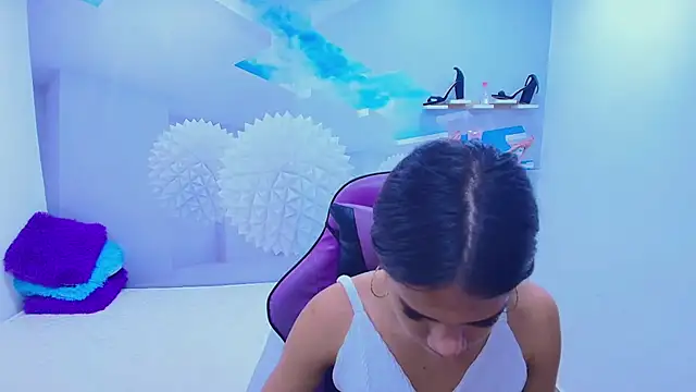 DEMI LEED online show from November 24, 12:38 pm