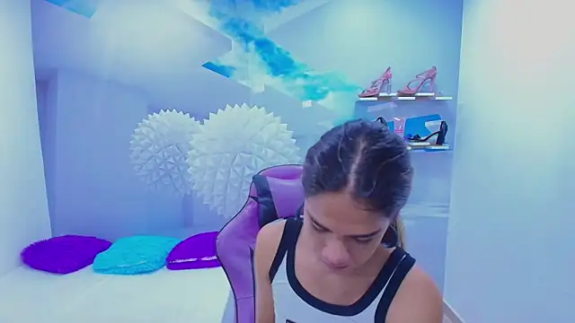 DEMI LEED online show from November 12, 12:09 pm