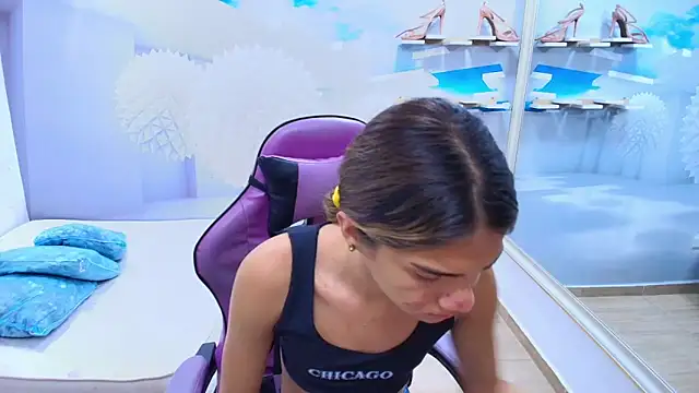 DEMI LEED online show from March 17, 11:57 am