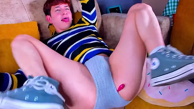 GabyThoms online show from May 14, 2:30 am