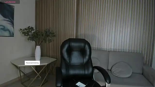 Snapshot of AbbyDalton chatting on May 1, 10:53 am AbbyDalton online show from May 1, 10:53 am