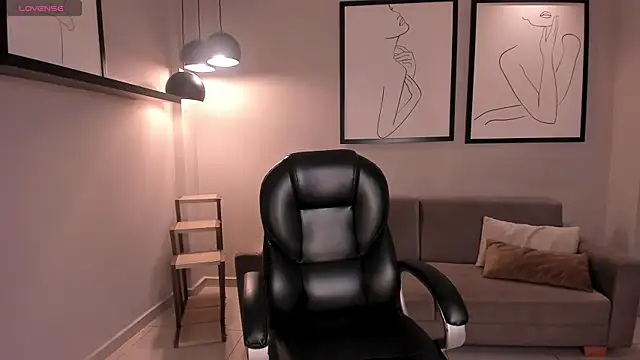 Snapshot of AbbyDalton chatting on November 11, 6:25 pm AbbyDalton online show from November 11, 6:25 pm