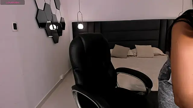 Snapshot of AbbyDalton chatting on October 13, 4:52 pm AbbyDalton online show from October 13, 4:52 pm