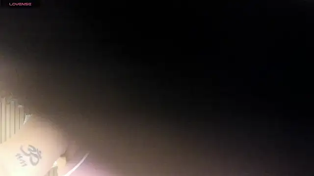 Snapshot of AbbyDalton chatting on June 17, 5:01 pm AbbyDalton online show from June 17, 5:01 pm