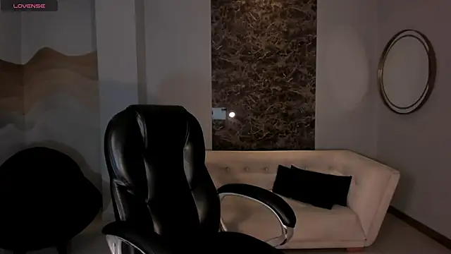 AbbyDalton online show from January 14, 6:00 pm