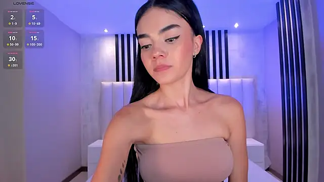 LucianaMillerX online show from December 2, 7:33 pm
