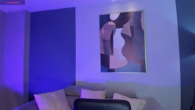 HannahJamesX online show from February 24, 12:39 pm