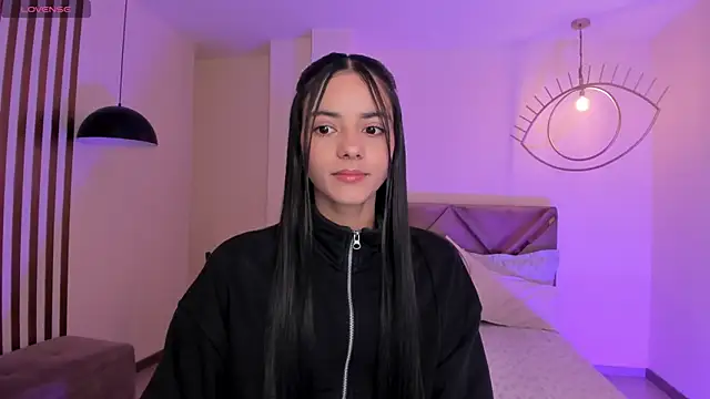 Snapshot of HannahJamesX chatting on September 13, 6:30 pm HannahJamesX online show from September 13, 6:30 pm