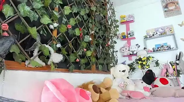 Snapshot of LunaDeCristall chatting on January 29, 12:54 am LunaDeCristall online show from January 29, 12:54 am