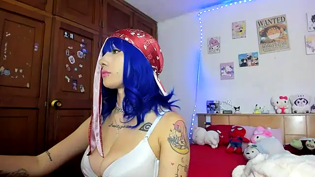 Snapshot of LunaDeCristall chatting on September 17, 8:16 am LunaDeCristall online show from September 17, 8:16 am