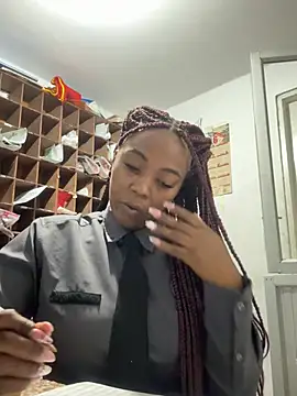 CiaraEbony online show from June 2, 1:05 am
