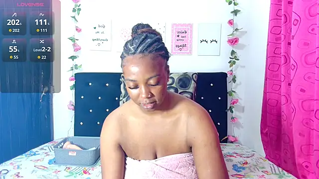 CiaraEbony online show from December 18, 11:30 pm