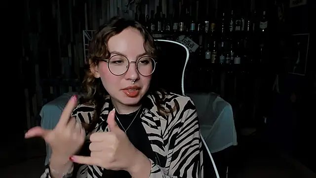 JasmineMilko online show from May 23, 5:06 am