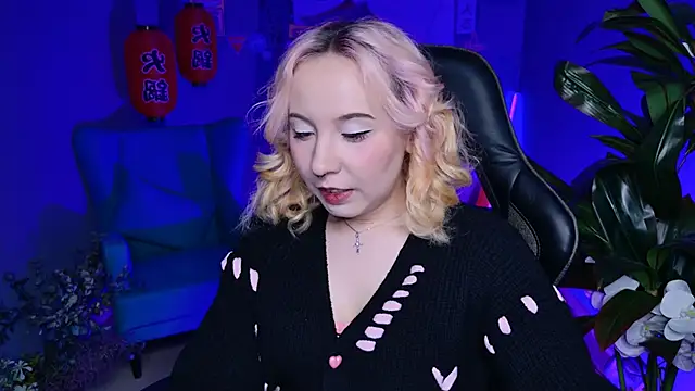 Snapshot of JasmineMilko chatting on March 4, 5:11 am JasmineMilko online show from March 4, 5:11 am