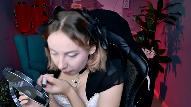 Snapshot of JasmineMilko chatting on September 27, 5:13 am JasmineMilko online show from September 27, 5:13 am