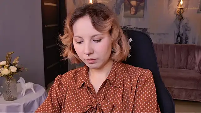 Snapshot of JasmineMilko chatting on September 16, 5:08 am JasmineMilko online show from September 16, 5:08 am