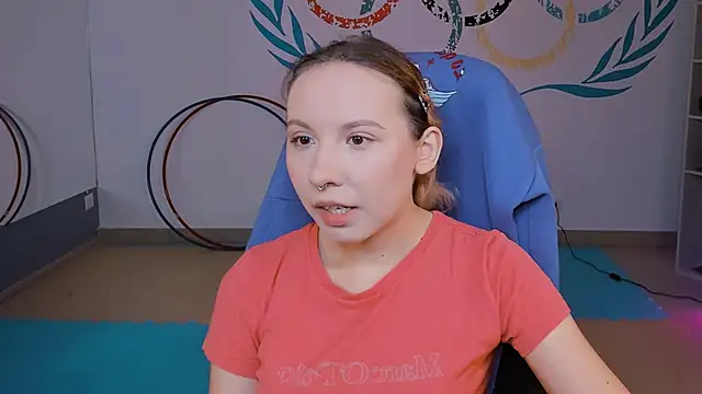 Snapshot of JasmineMilko chatting on September 23, 5:03 am JasmineMilko online show from September 23, 5:03 am