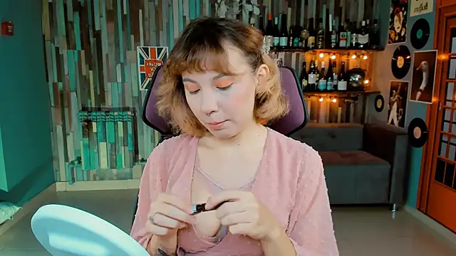 Snapshot of JasmineMilko chatting on October 12, 5:09 am JasmineMilko online show from October 12, 5:09 am