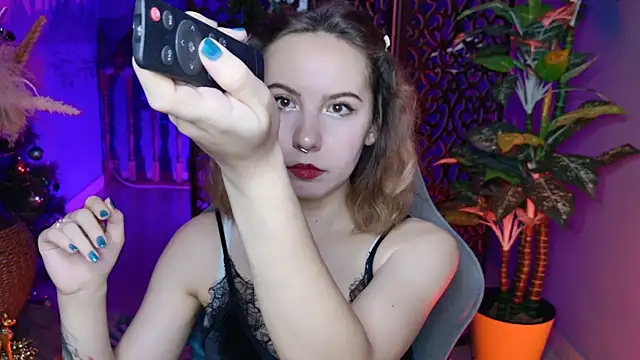 JasmineMilko online show from January 12, 5:03 am